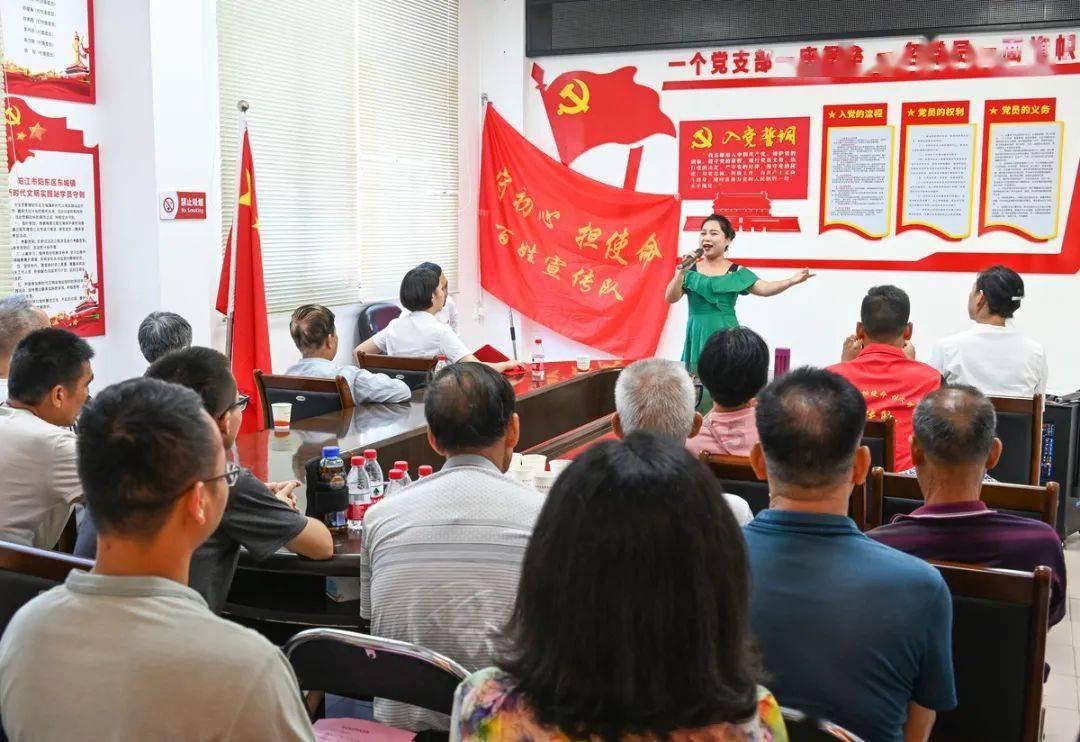 黑眼圈很重很重脸色很差怎么办——分享最新热门话题的红迪网平台